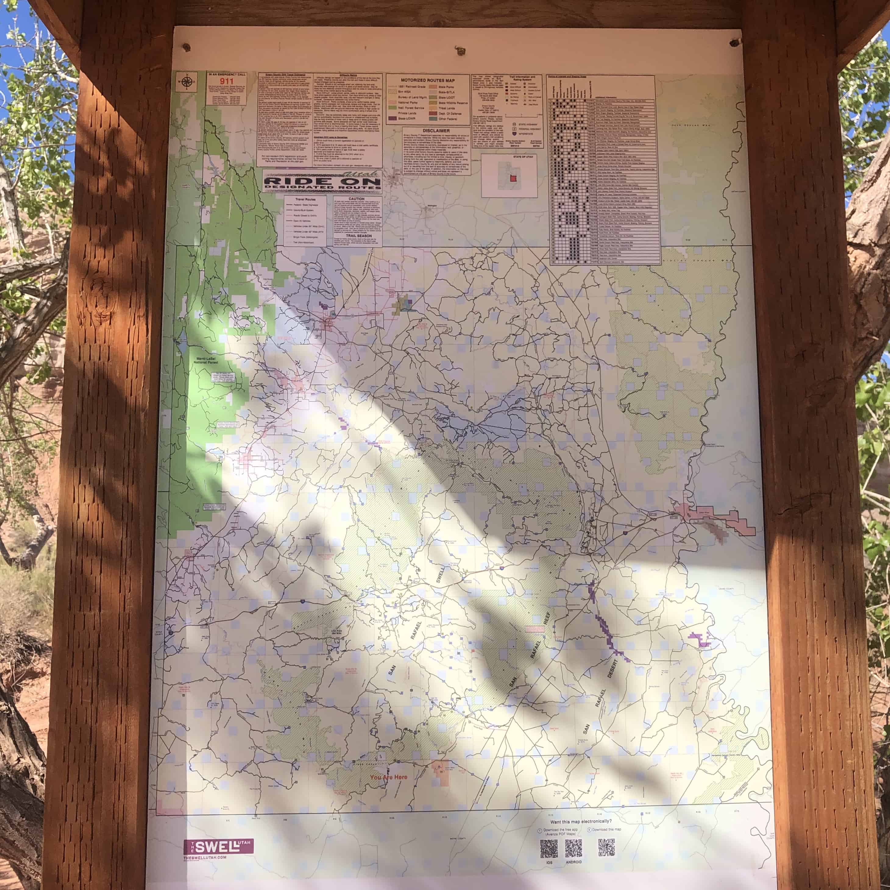 Map showing Ding and Dang Canyon hike. 